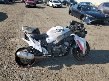  Salvage Suzuki Gsx1300