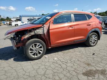  Salvage Hyundai TUCSON