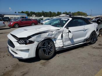  Salvage Ford Mustang