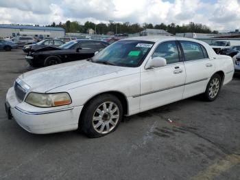  Salvage Lincoln Towncar