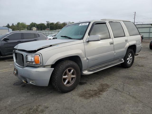  Salvage GMC Yukon