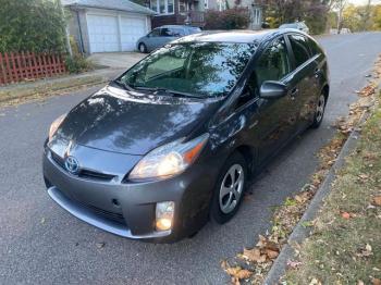  Salvage Toyota Prius