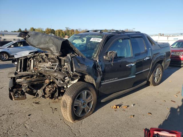  Salvage Chevrolet Avalanche