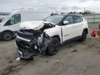  Salvage Jeep Compass