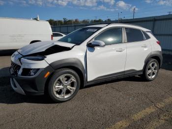  Salvage Hyundai KONA