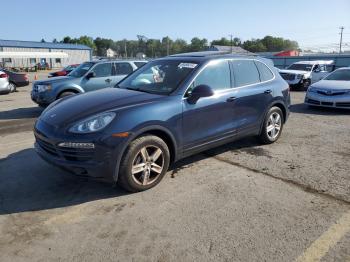  Salvage Porsche Cayenne