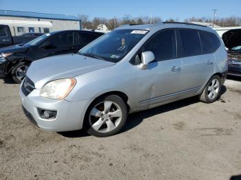  Salvage Kia Rondo