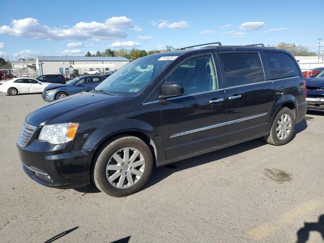  Salvage Chrysler Minivan