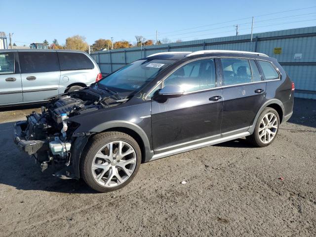  Salvage Volkswagen Golf