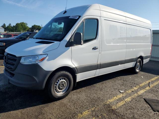  Salvage Mercedes-Benz Sprinter