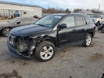  Salvage Jeep Compass