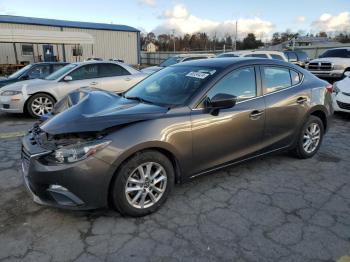  Salvage Mazda 3