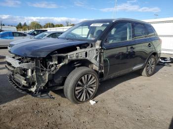  Salvage Mitsubishi Outlander