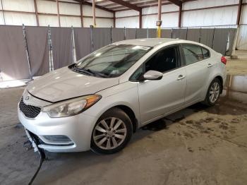  Salvage Kia Forte