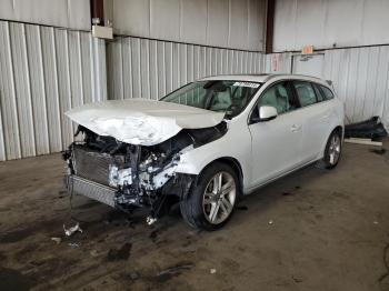  Salvage Volvo V60