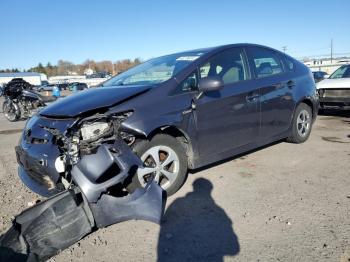  Salvage Toyota Prius