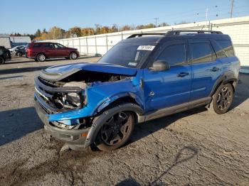  Salvage Ford Bronco