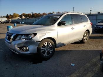  Salvage Nissan Pathfinder