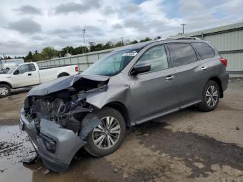  Salvage Nissan Pathfinder