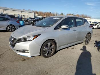  Salvage Nissan LEAF