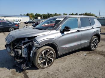  Salvage Mitsubishi Outlander