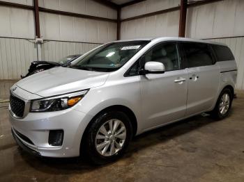  Salvage Kia Sedona