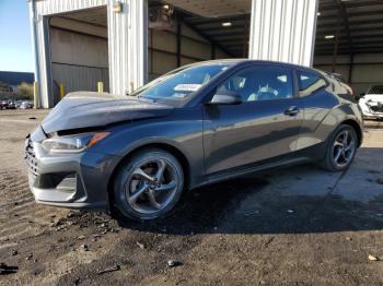  Salvage Hyundai VELOSTER