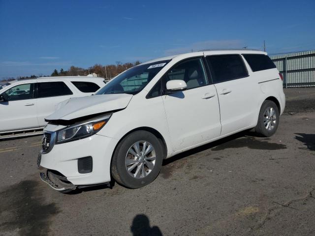  Salvage Kia Sedona