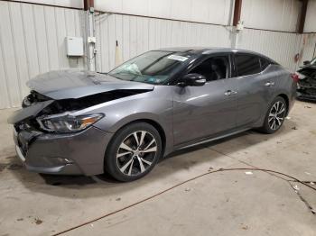  Salvage Nissan Maxima