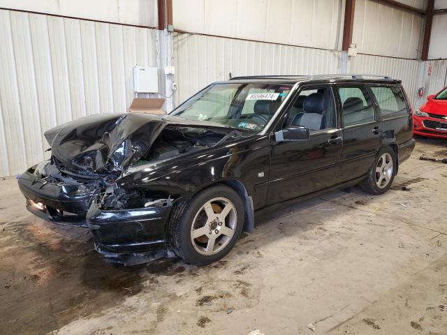  Salvage Volvo V70