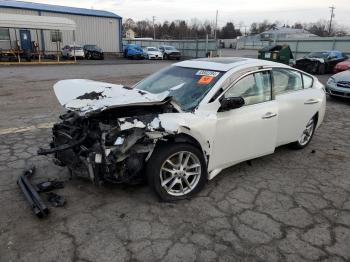  Salvage Nissan Maxima