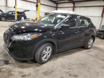  Salvage Nissan Kicks