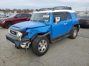  Salvage Toyota FJ Cruiser