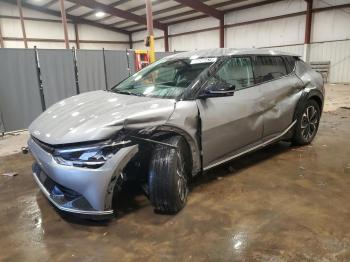  Salvage Kia EV6