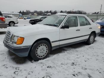  Salvage Mercedes-Benz 300-Class