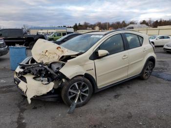  Salvage Toyota Prius