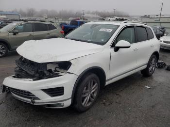  Salvage Volkswagen Touareg