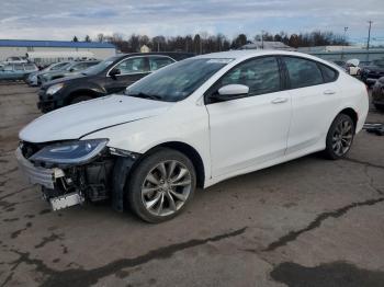  Salvage Chrysler 200