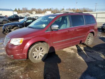  Salvage Chrysler Minivan