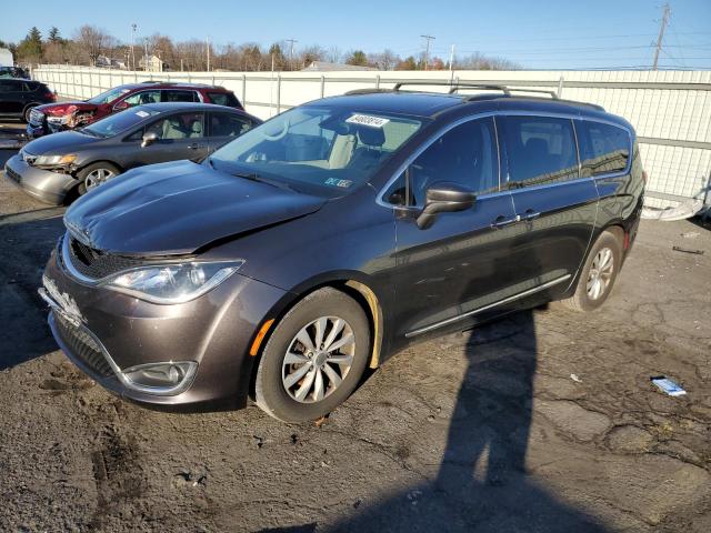  Salvage Chrysler Pacifica