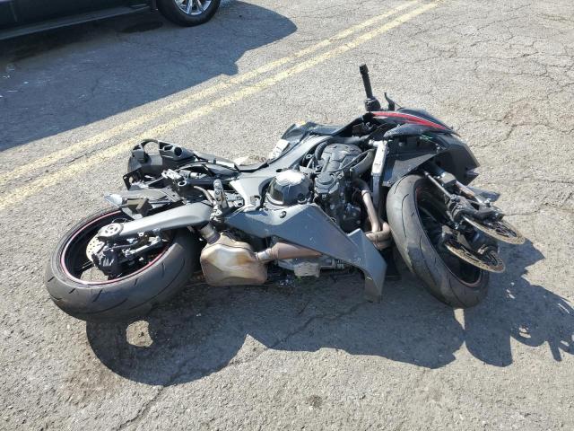  Salvage Kawasaki Zx1002 K