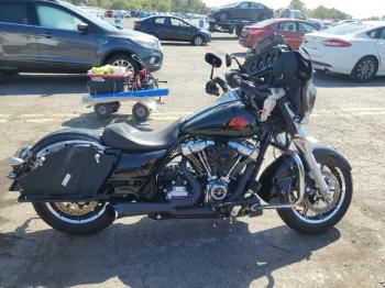  Salvage Harley-Davidson Fl