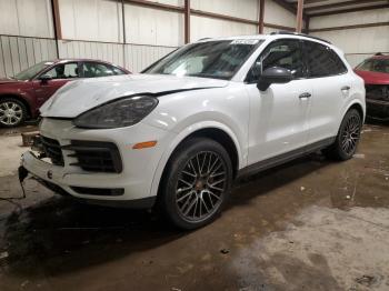  Salvage Porsche Cayenne