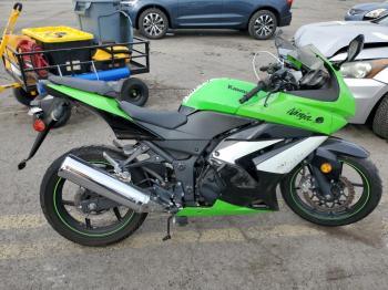  Salvage Kawasaki Ninja 250R