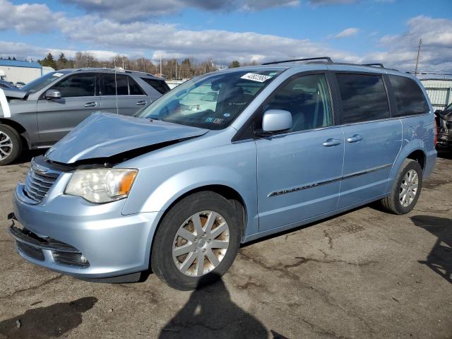  Salvage Chrysler Minivan