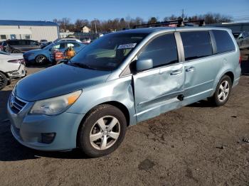  Salvage Volkswagen Routan