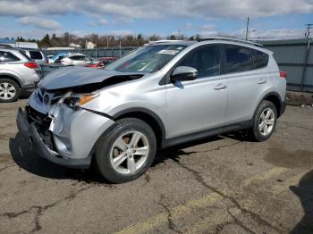  Salvage Toyota RAV4