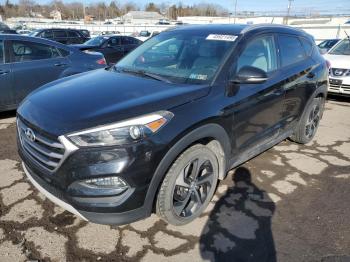  Salvage Hyundai TUCSON