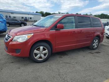  Salvage Volkswagen Routan