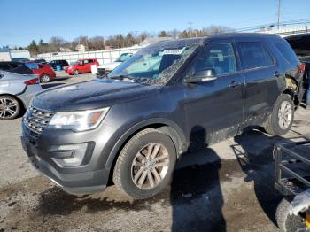  Salvage Ford Explorer